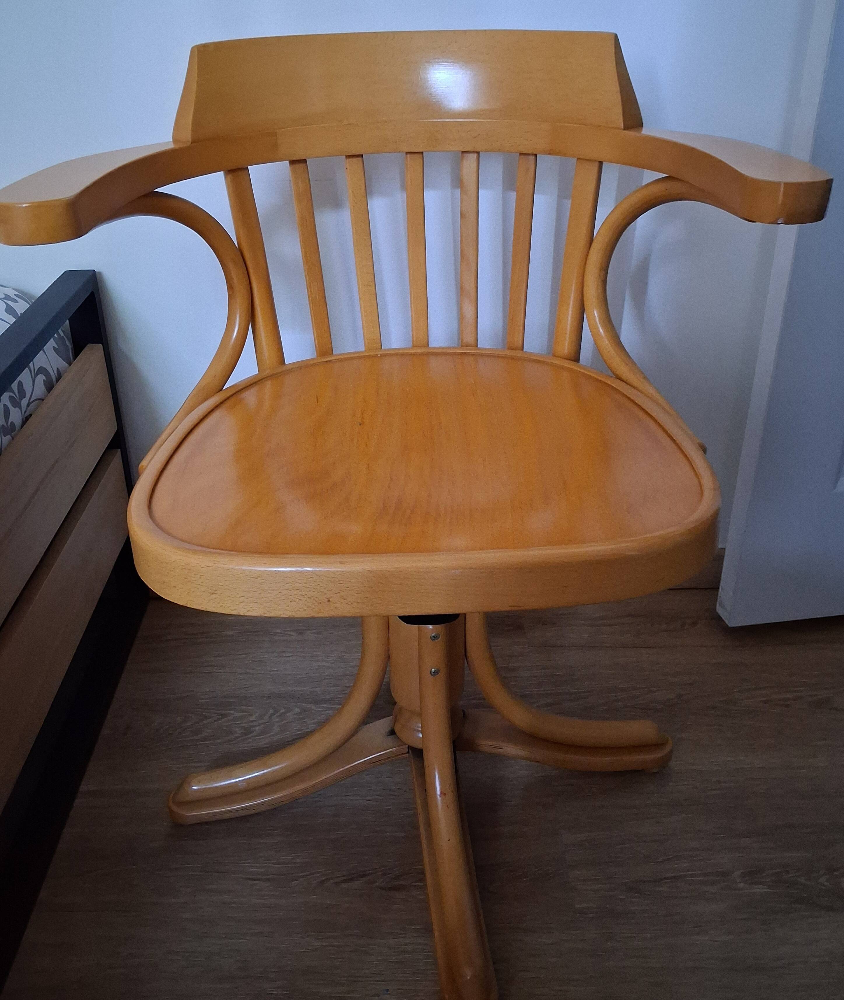 Fauteuil pivotant