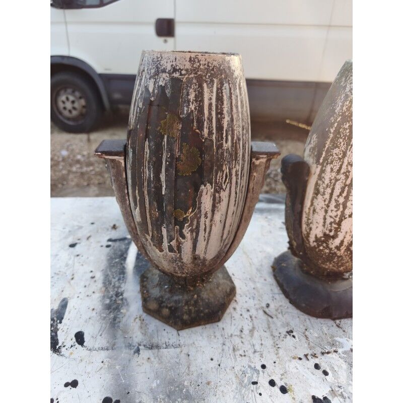 Pair of Art Deco vases, enamelled cast iron.