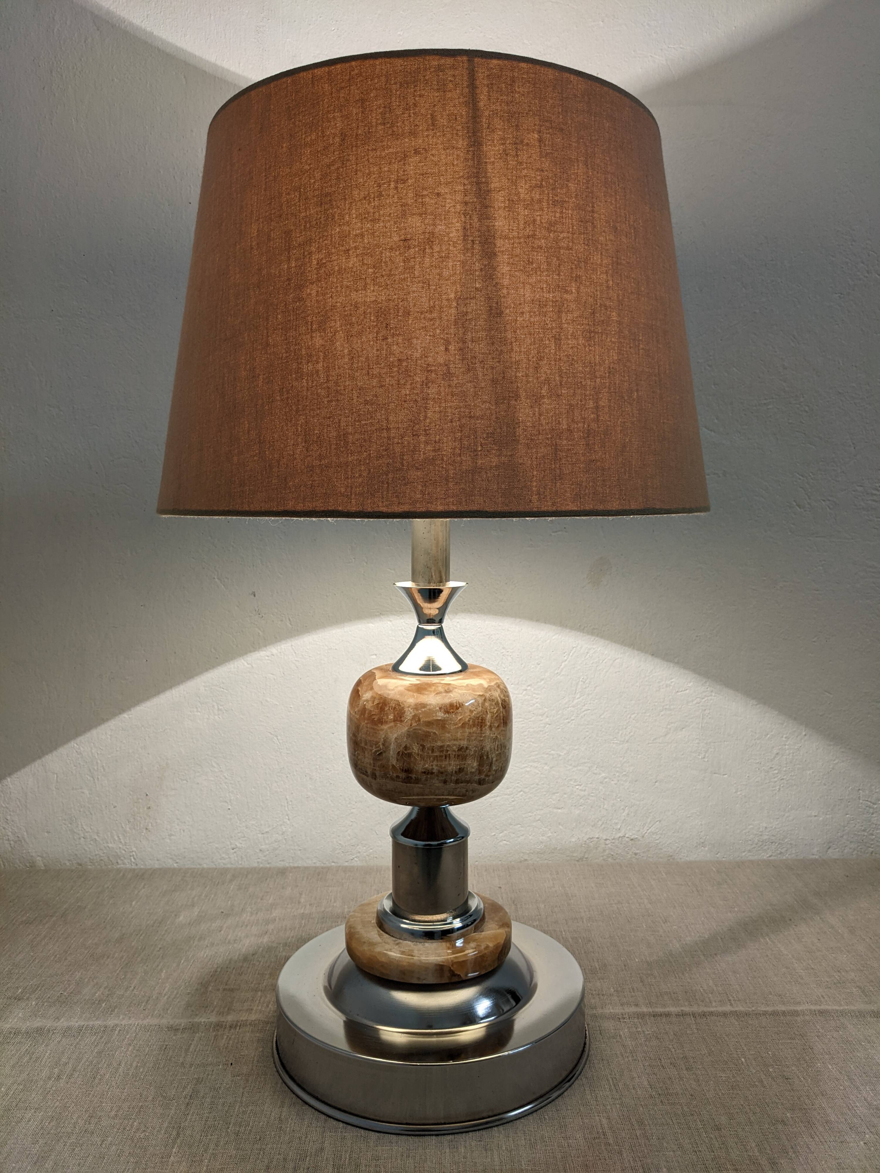 Living lamp in onyx and chromed metal from the 60s/70s