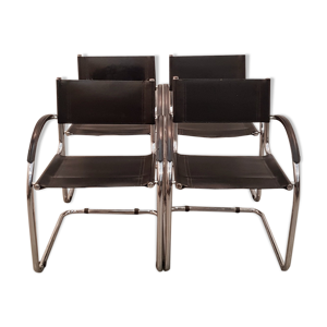 Set of 4 black armchairs