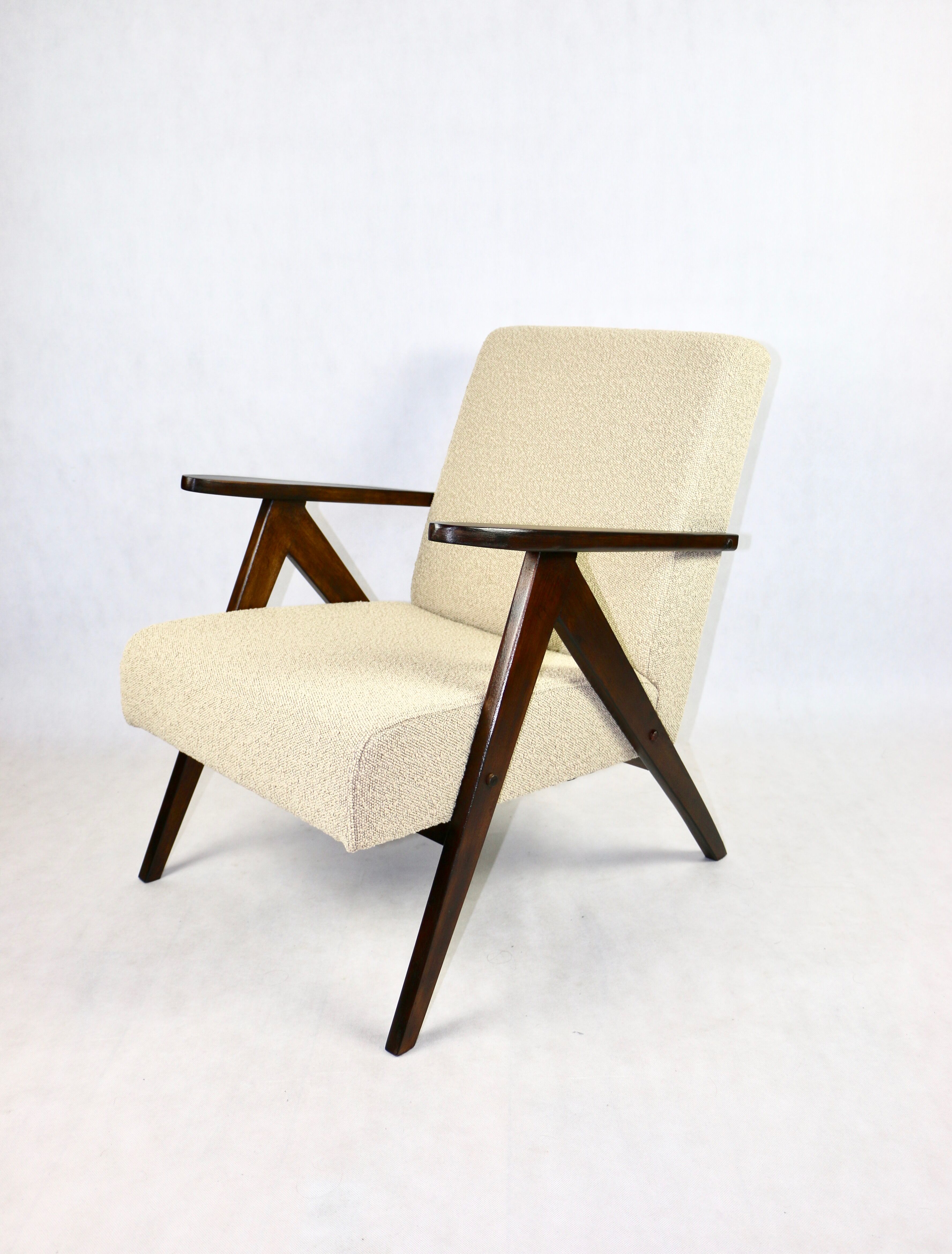 Vintage Beige Boucle Rosewood Model B-310 Lounge Chair, 1970s