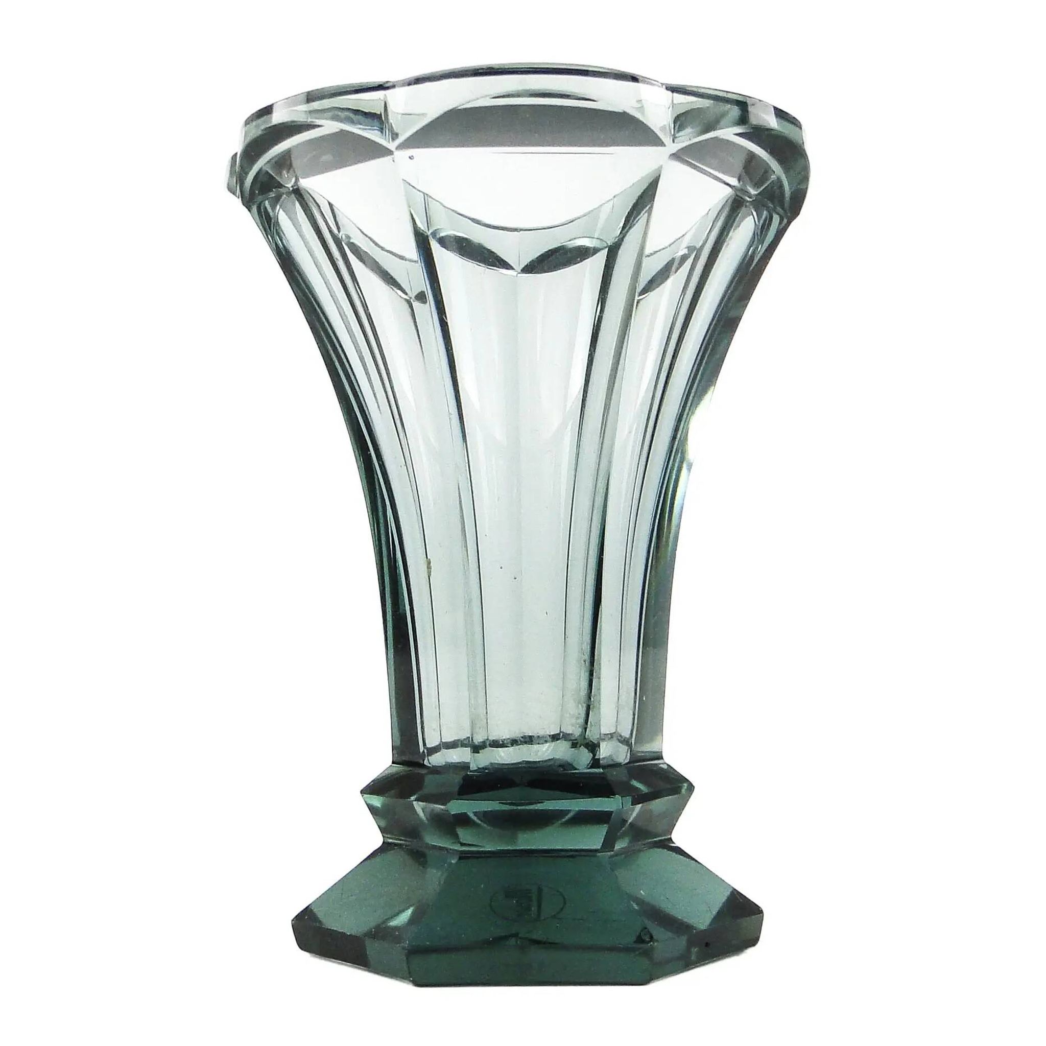 Vase, Art Deco, crystal, Moser, Czechoslovakia, 1930s