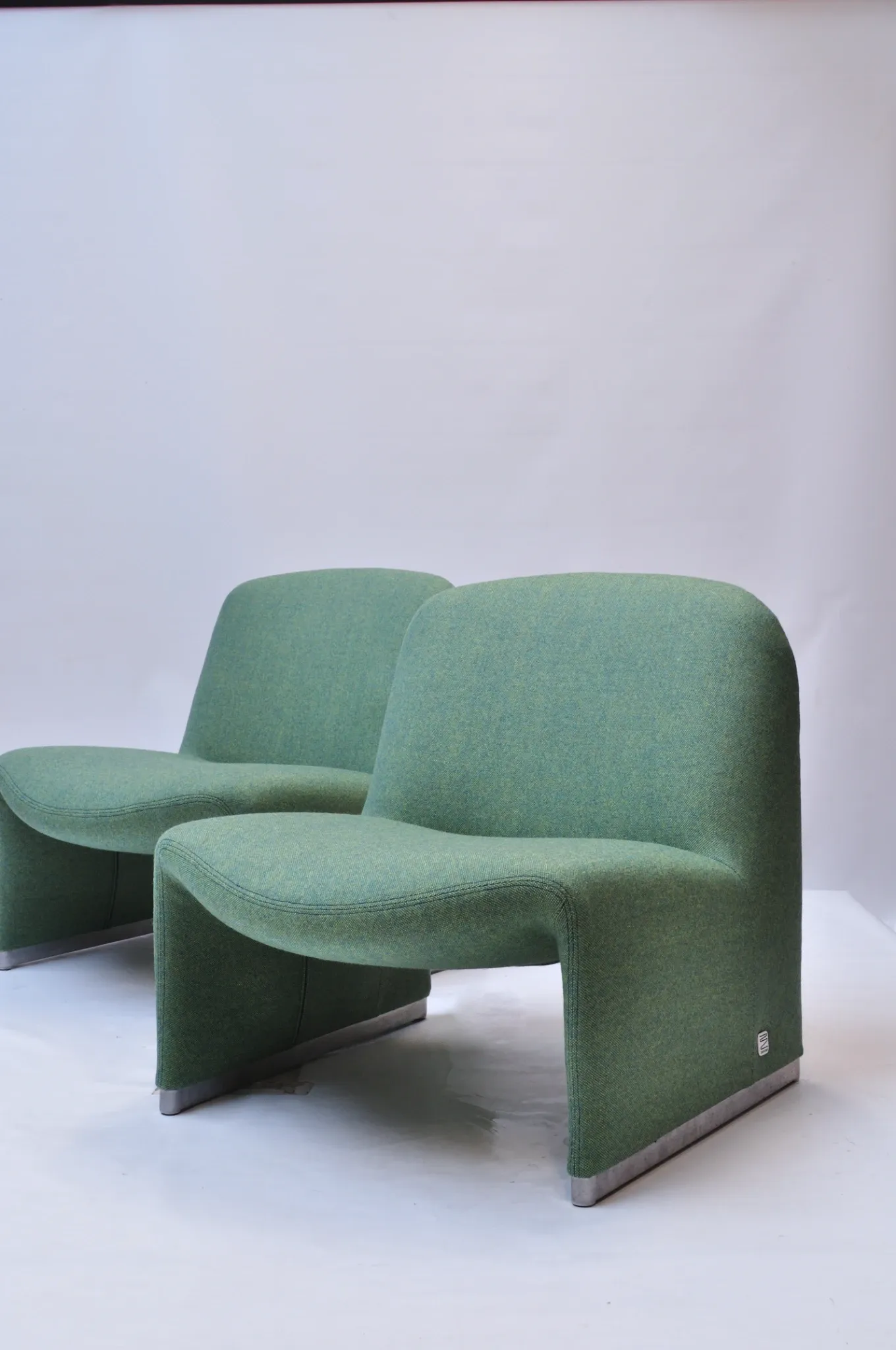 Pair of Alky Lounge Chairs – Giancarlo Piretti, Castelli / Artifort, 1969