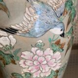 Antique Japanese vase in ceramic with floral and bird decoration, 19th century.