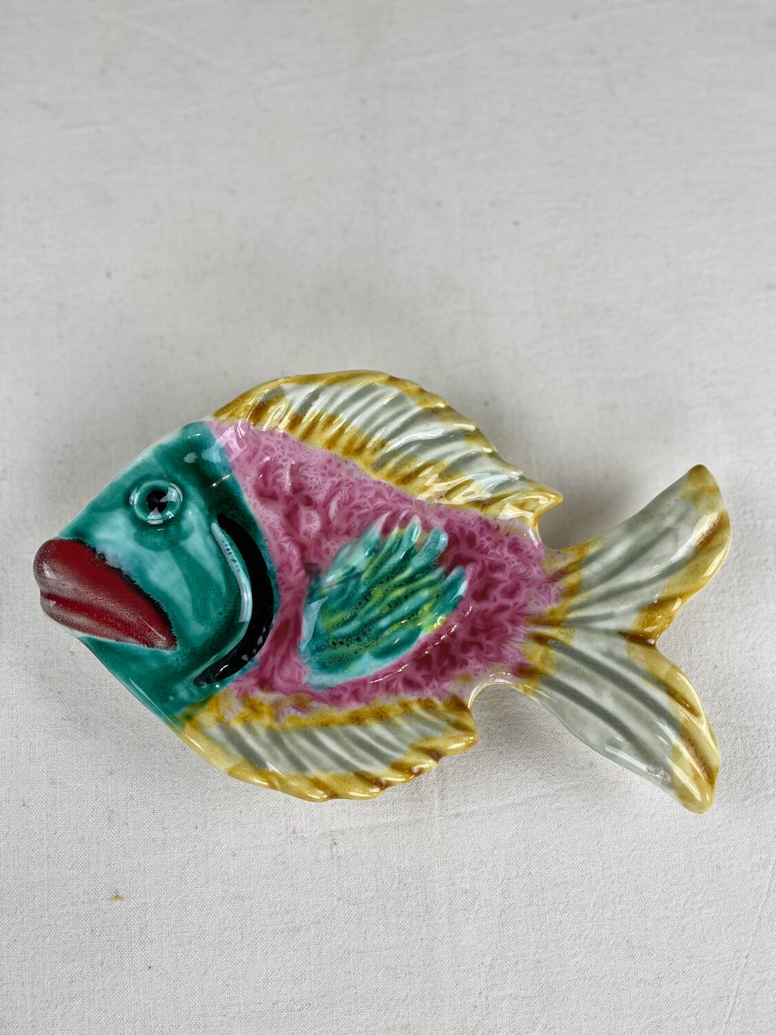 Fish-shaped trinket tray in Vallauris