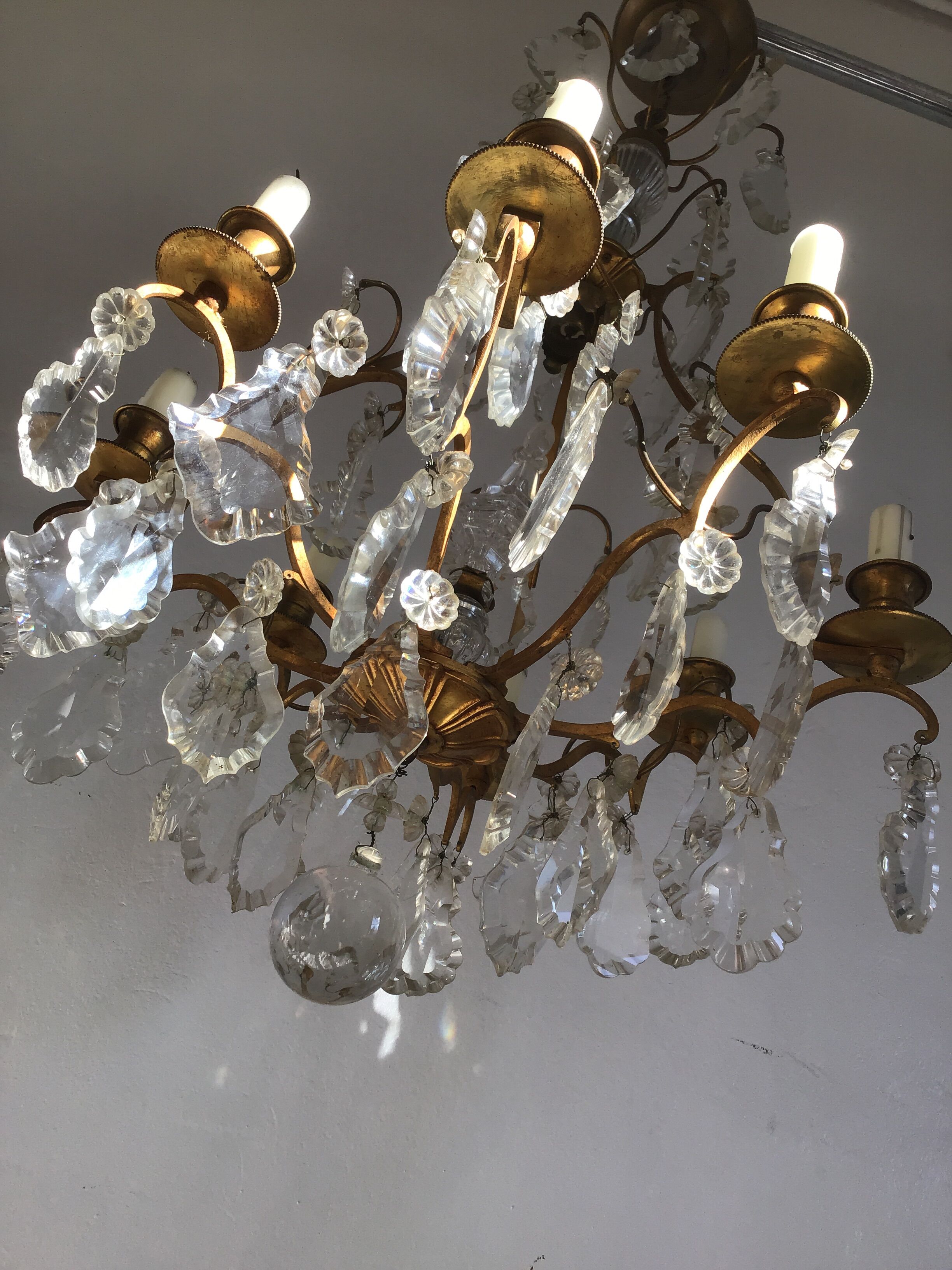 Louis XV  to pendants chandelier.