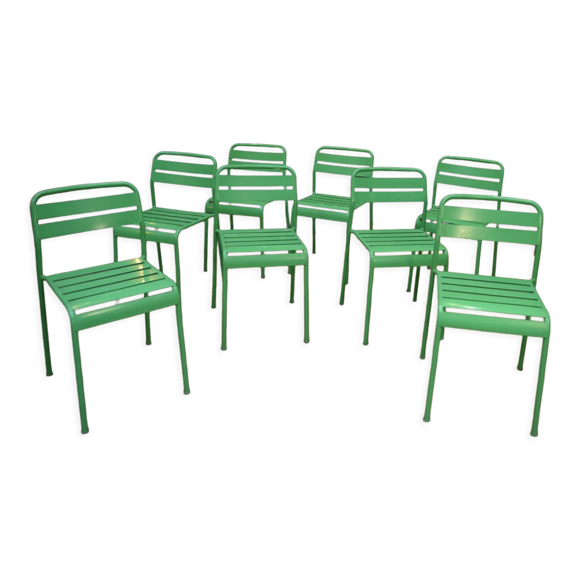 Stackable metal garden chairs