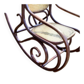 Rocking-chair Thonet en bois courbé marron, assise d'époque, style bentwood XIXe