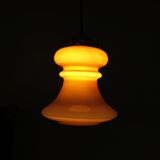 Paire de suspensions vintage en verre opalin années 1960