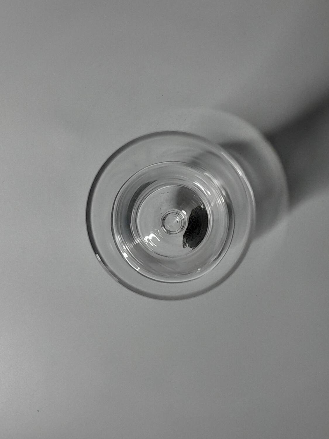 Vase soliflore en cristal taillé main - Valéry Klein, Baccarat