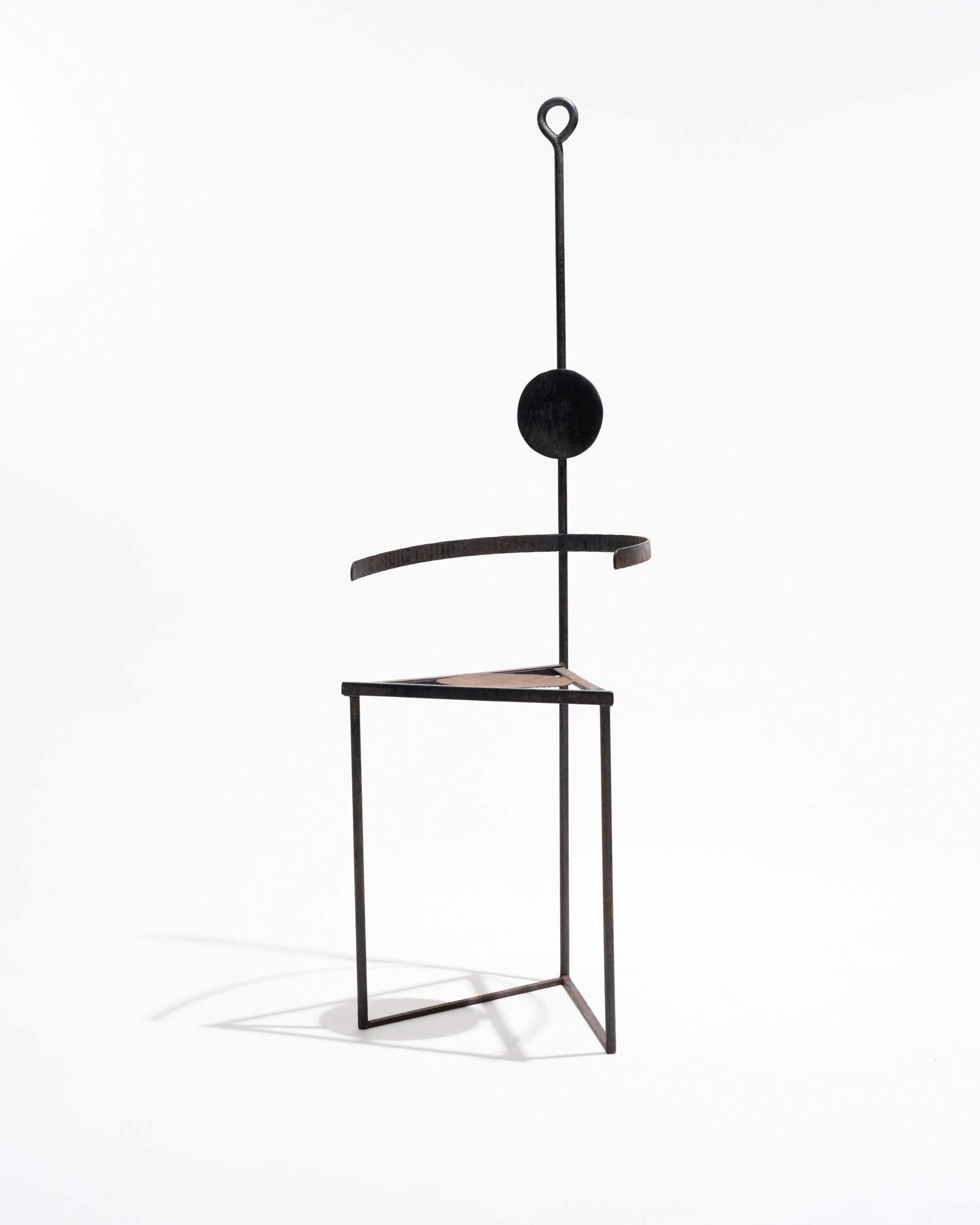 Chaise sculpturale en acier, 1980s