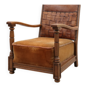 Fauteuil en chêne Art Déco avec dossier en cuir tissé et velours ocre, Belgique