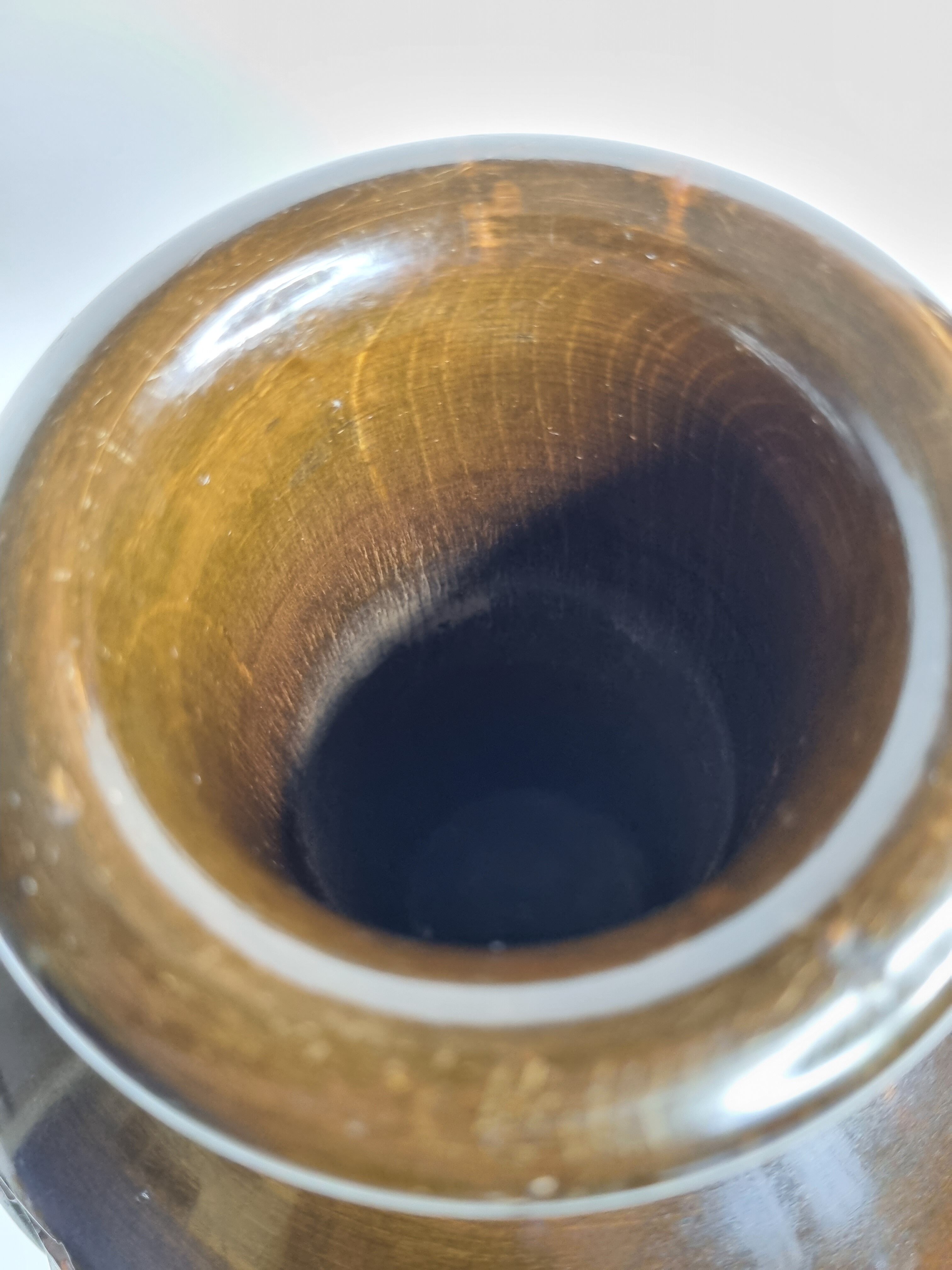 Decorative vase in turned and carved wood, signed "C. Léal", 30 cm