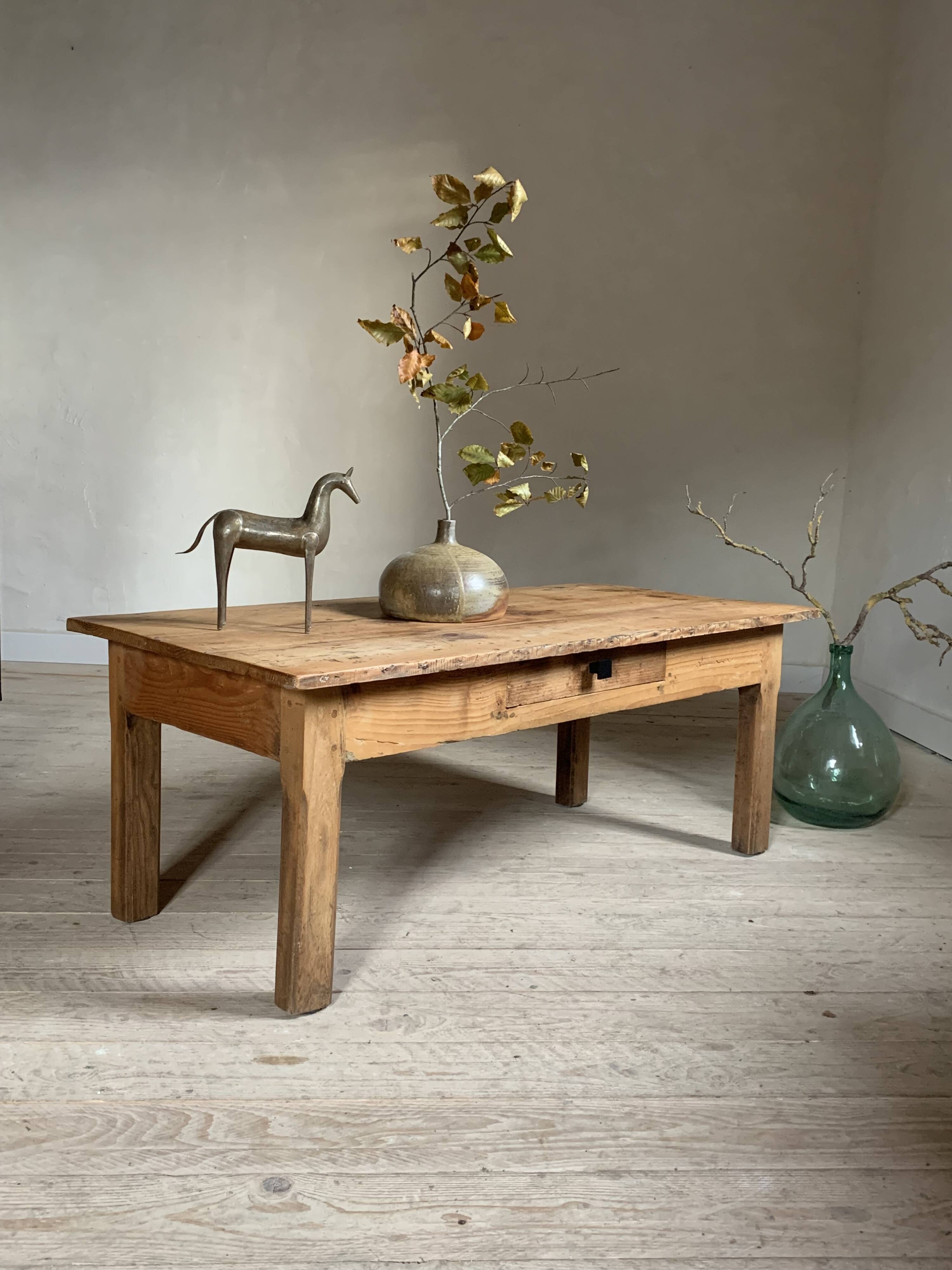 Rustic farmhouse coffee table