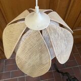 Suspension petals vintage flower