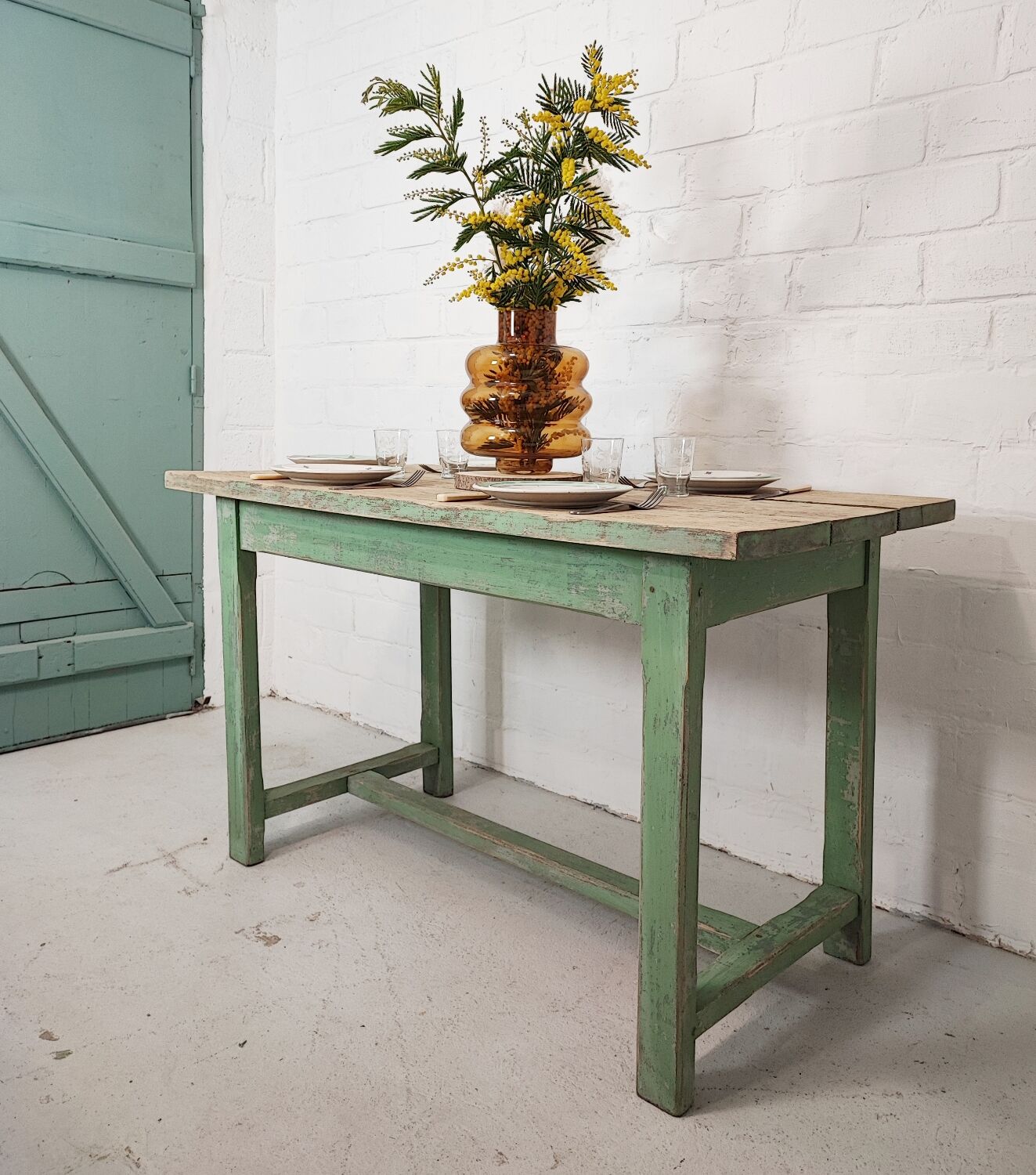 Table de ferme pieds patinés verts