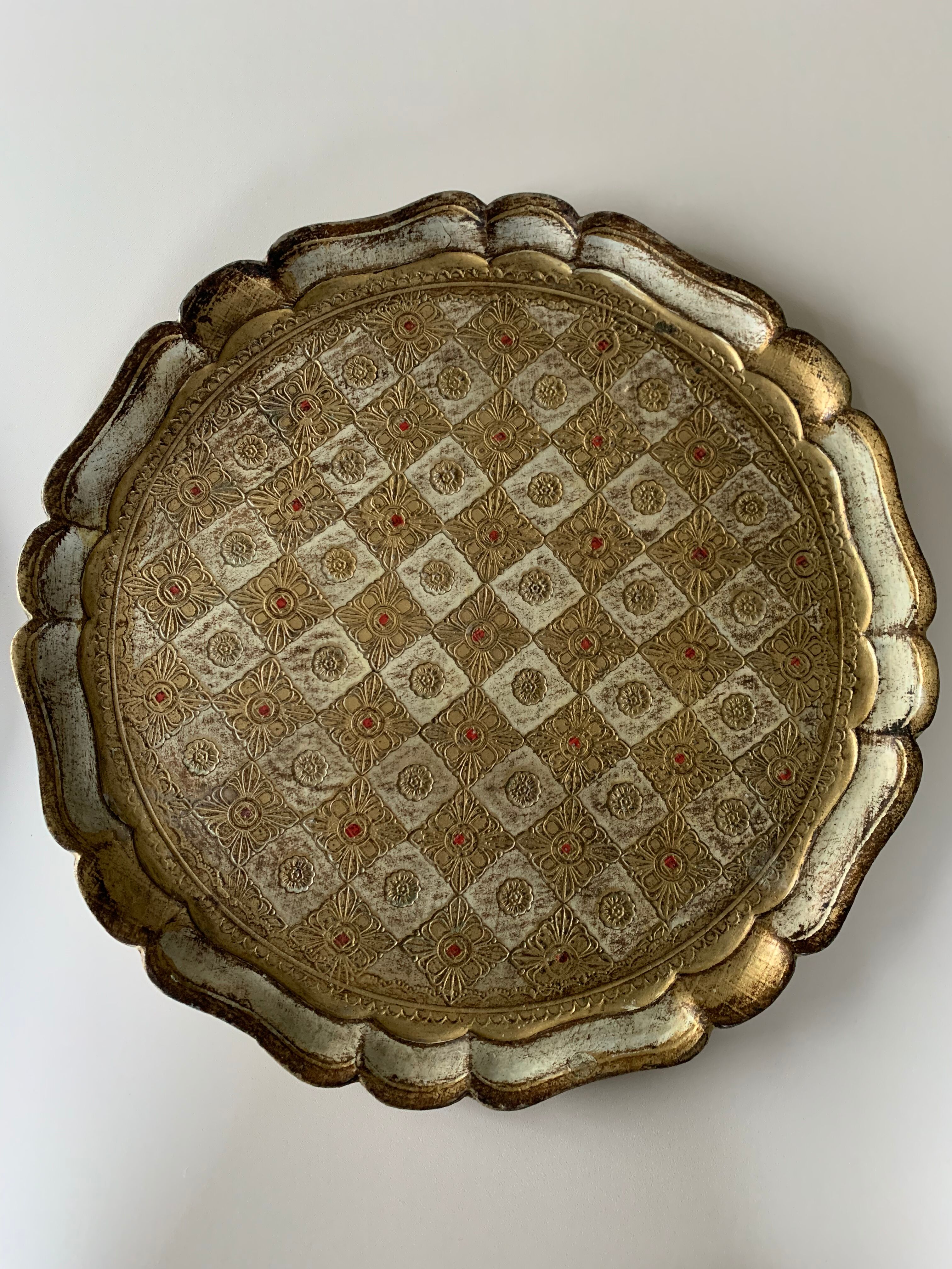 2 Florentine trays