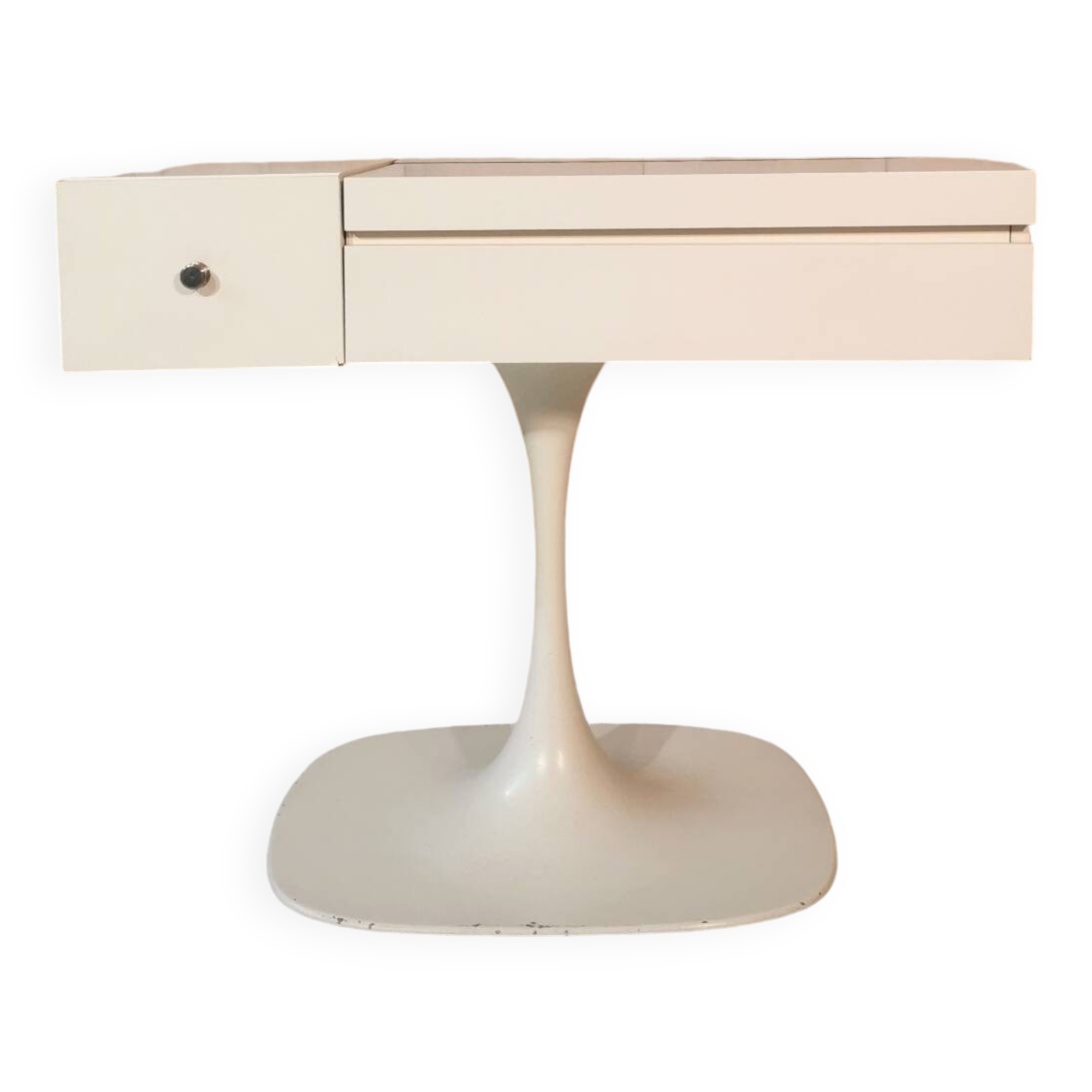 Vintage dressing table