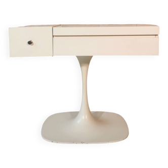 Vintage dressing table