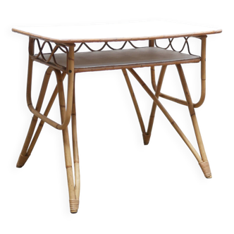 Bureau vintage en rotin