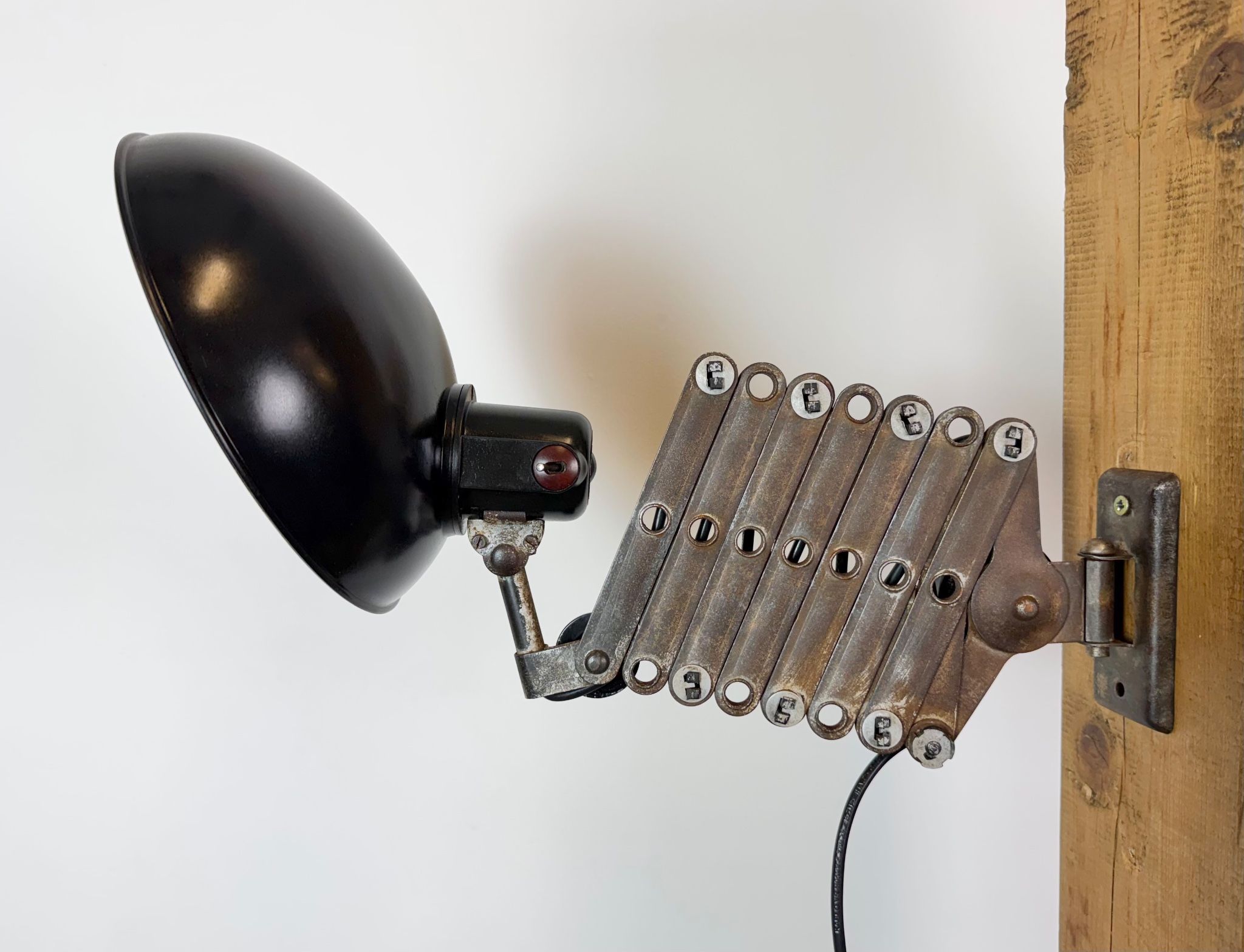 Large German Industrial Scissor Wall Lamp from Helion Arnstadt, 1950s