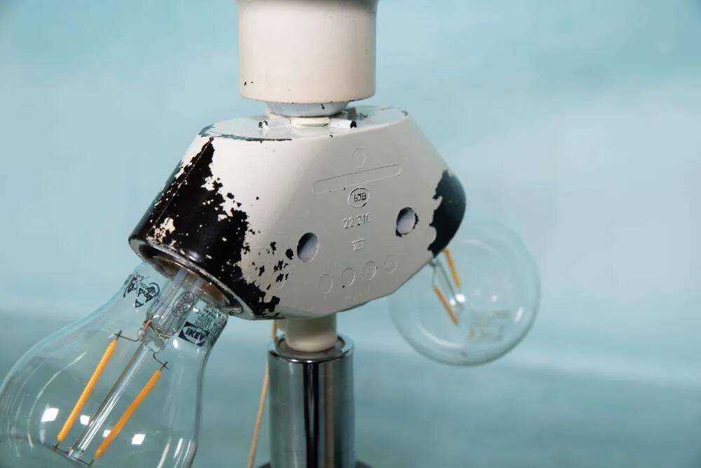 Vintage Danish design table lamp in teak Domus