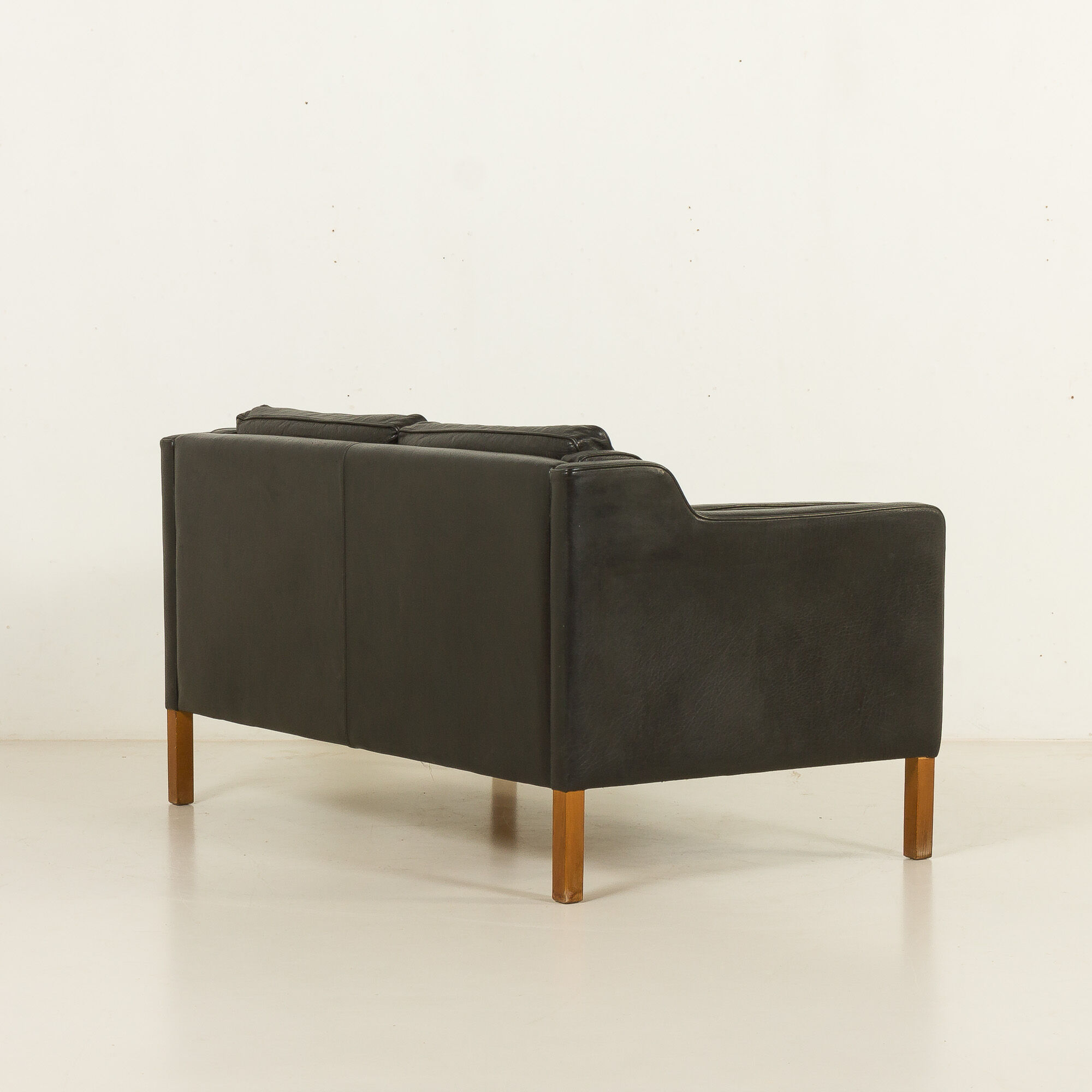 Stouby leather sofa, Denmark 1970s