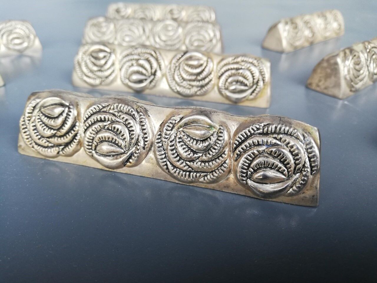 Set of 10 vintage knife holders