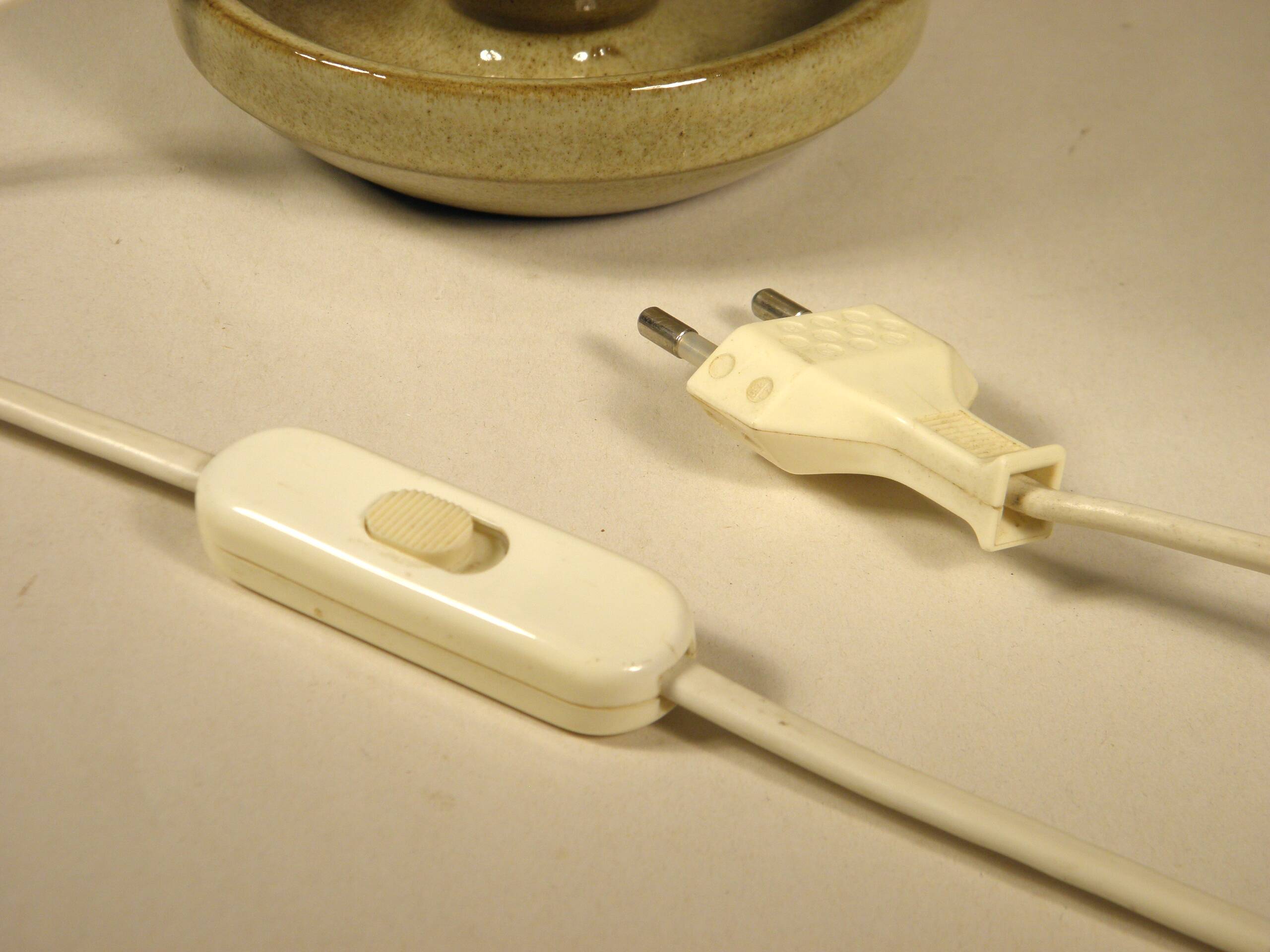 Enamelled sandstone lamp from the 70s