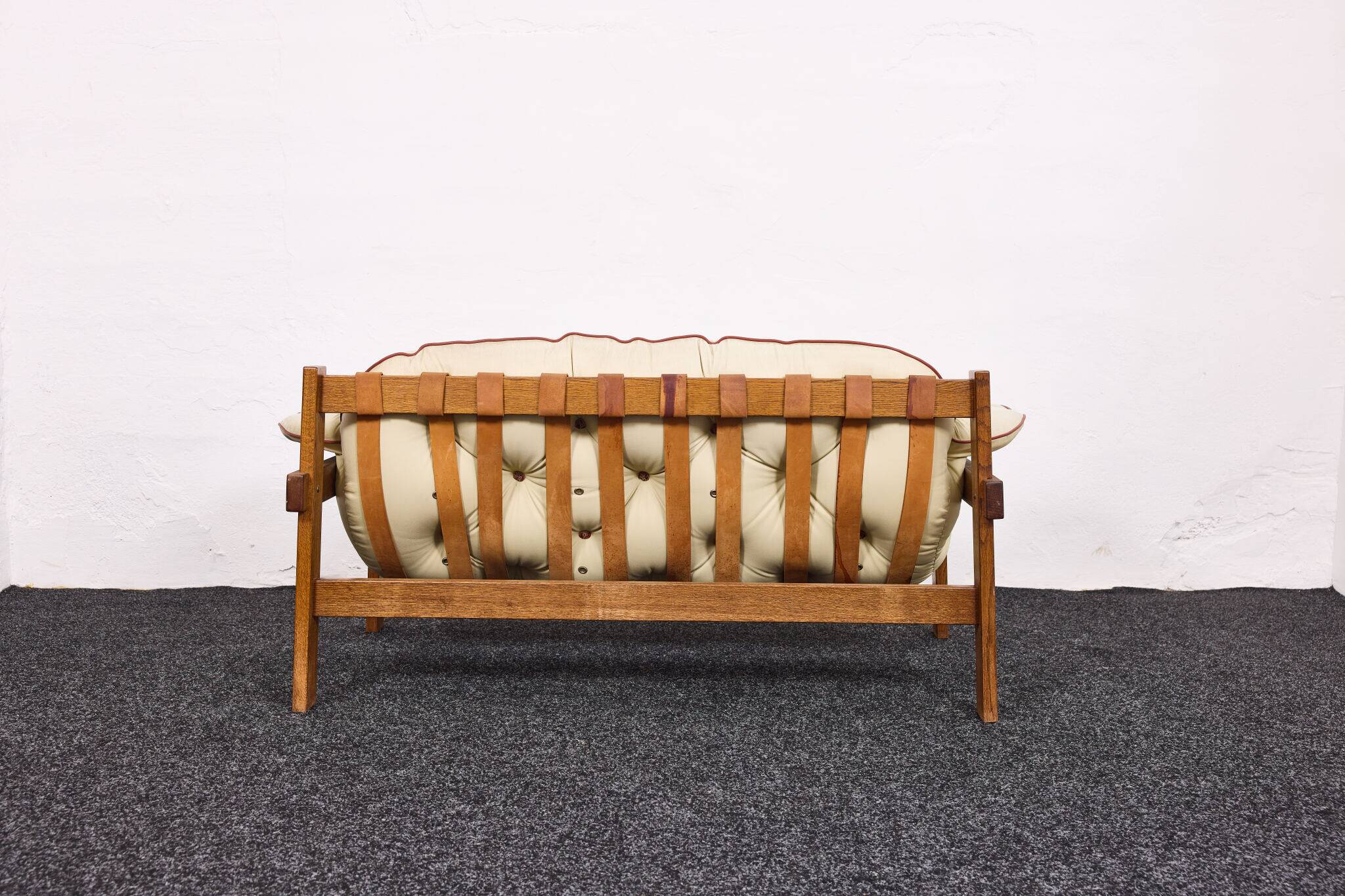 Mid century vintage Hungarian 'Senator' tufted leather 2-seater sofa, 1986