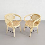 Paire de fauteuils en rotin et cannage