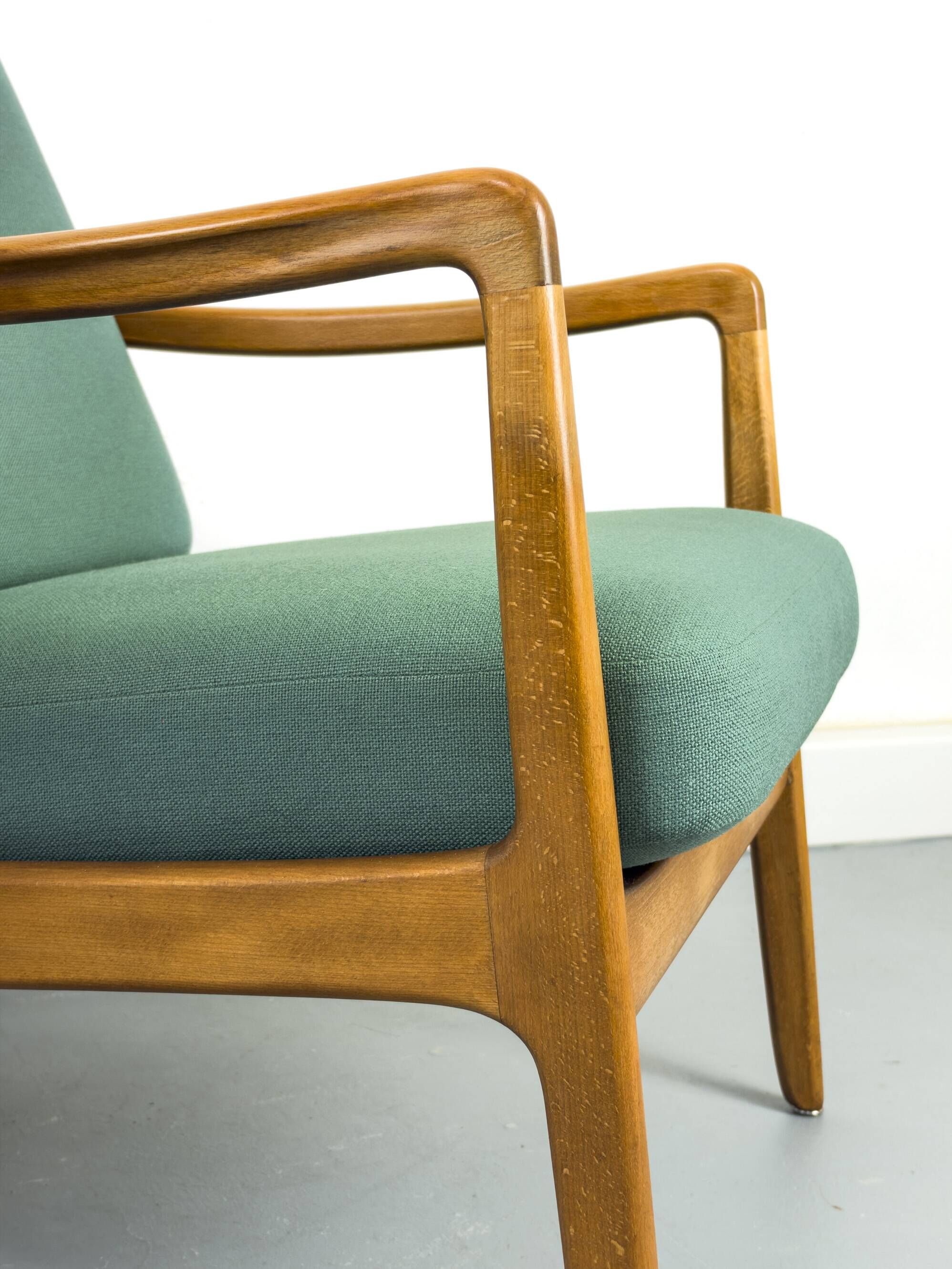 Danish Model FD-109 Lounge Chair by Ole Wanscher for France & Daverkosen, 1