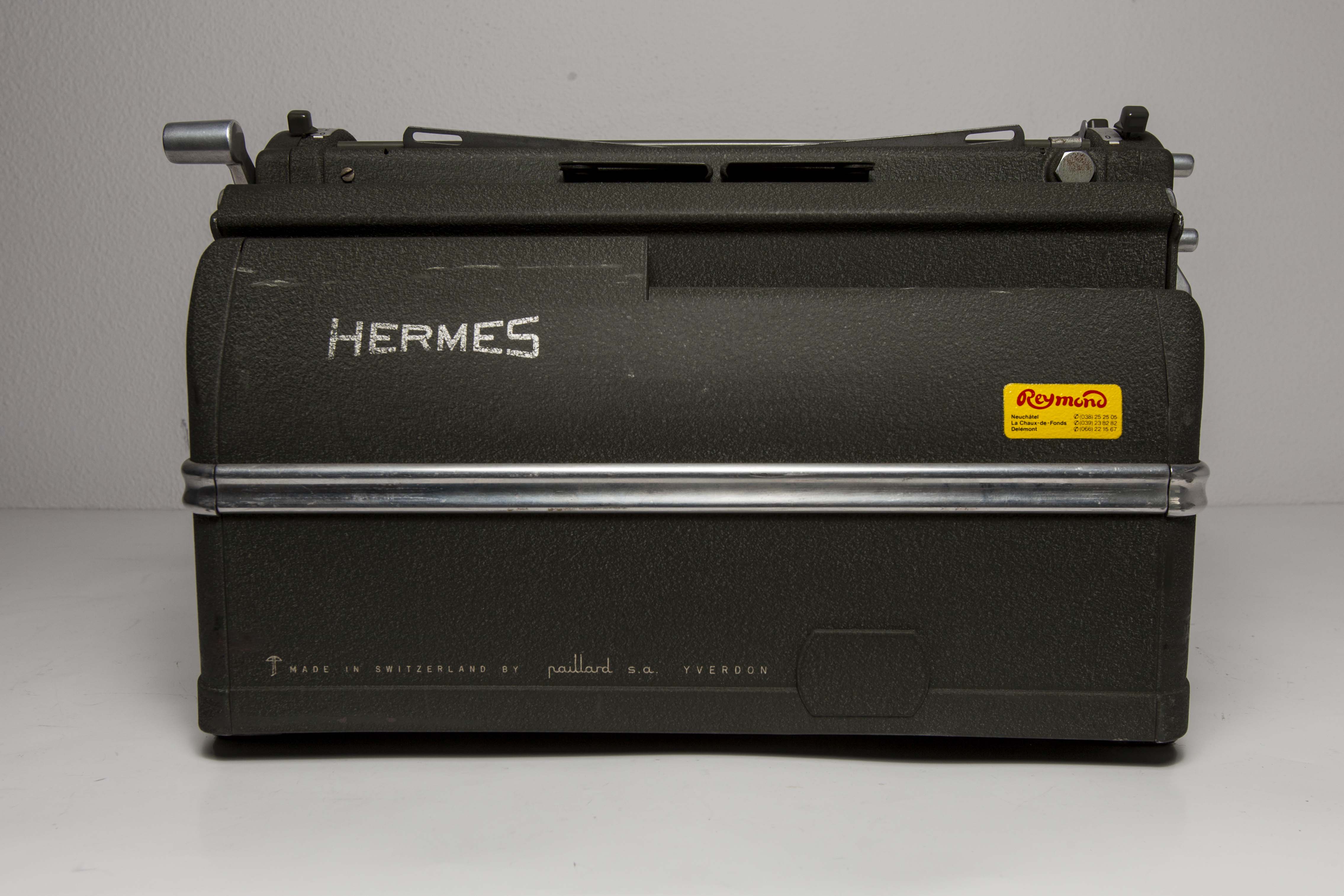 Hermes ambassador typewriter, 1952