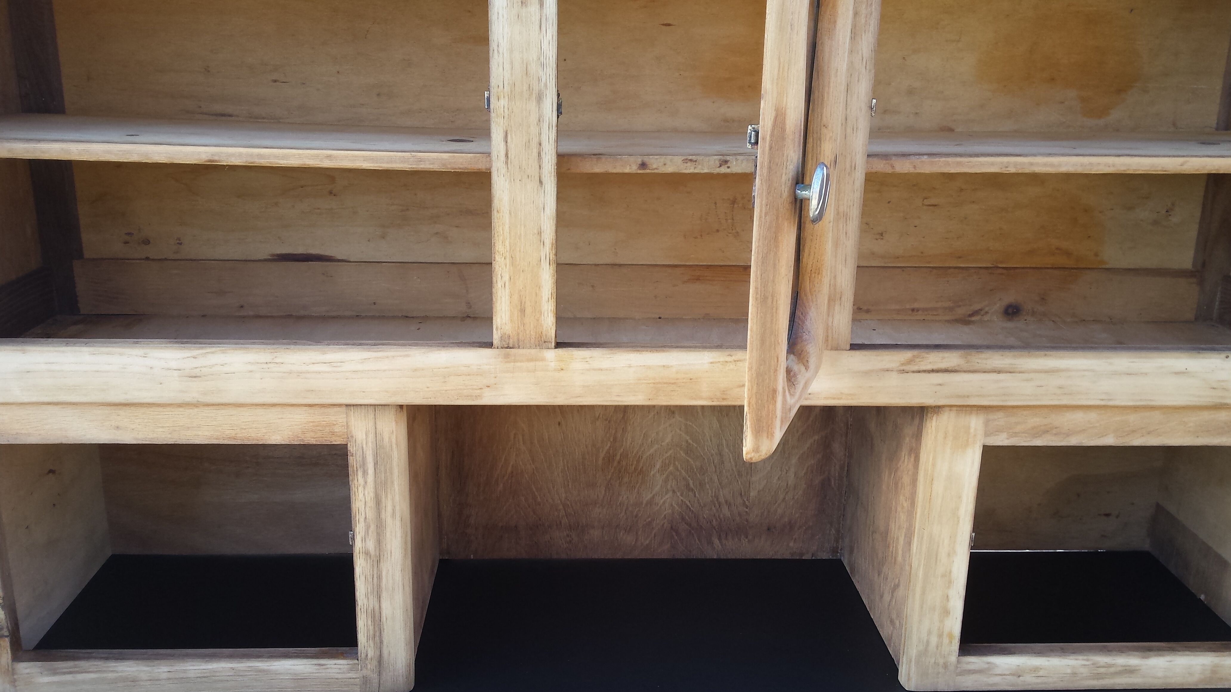 Mado buffet sanded black tray