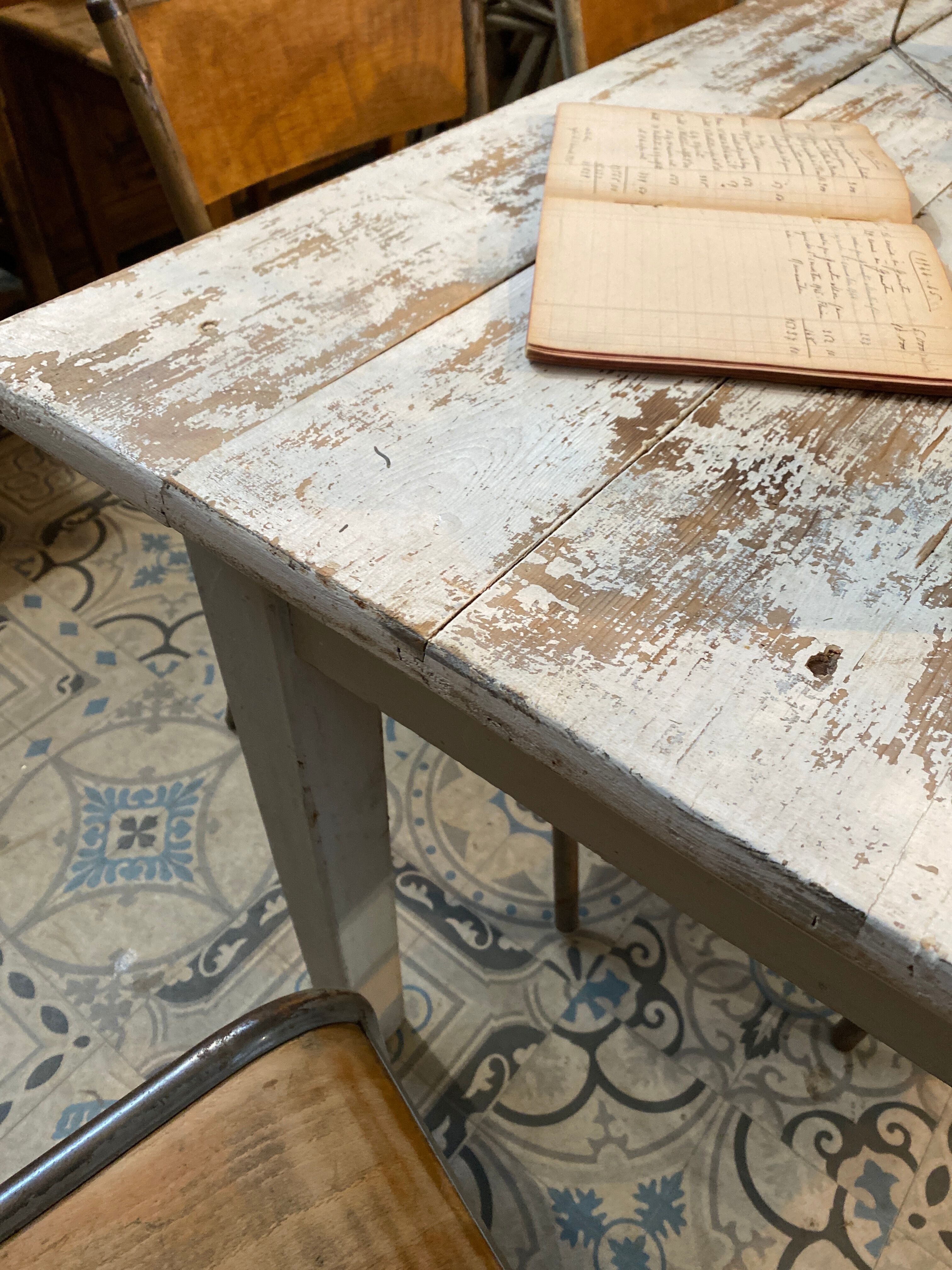 White patinated table
