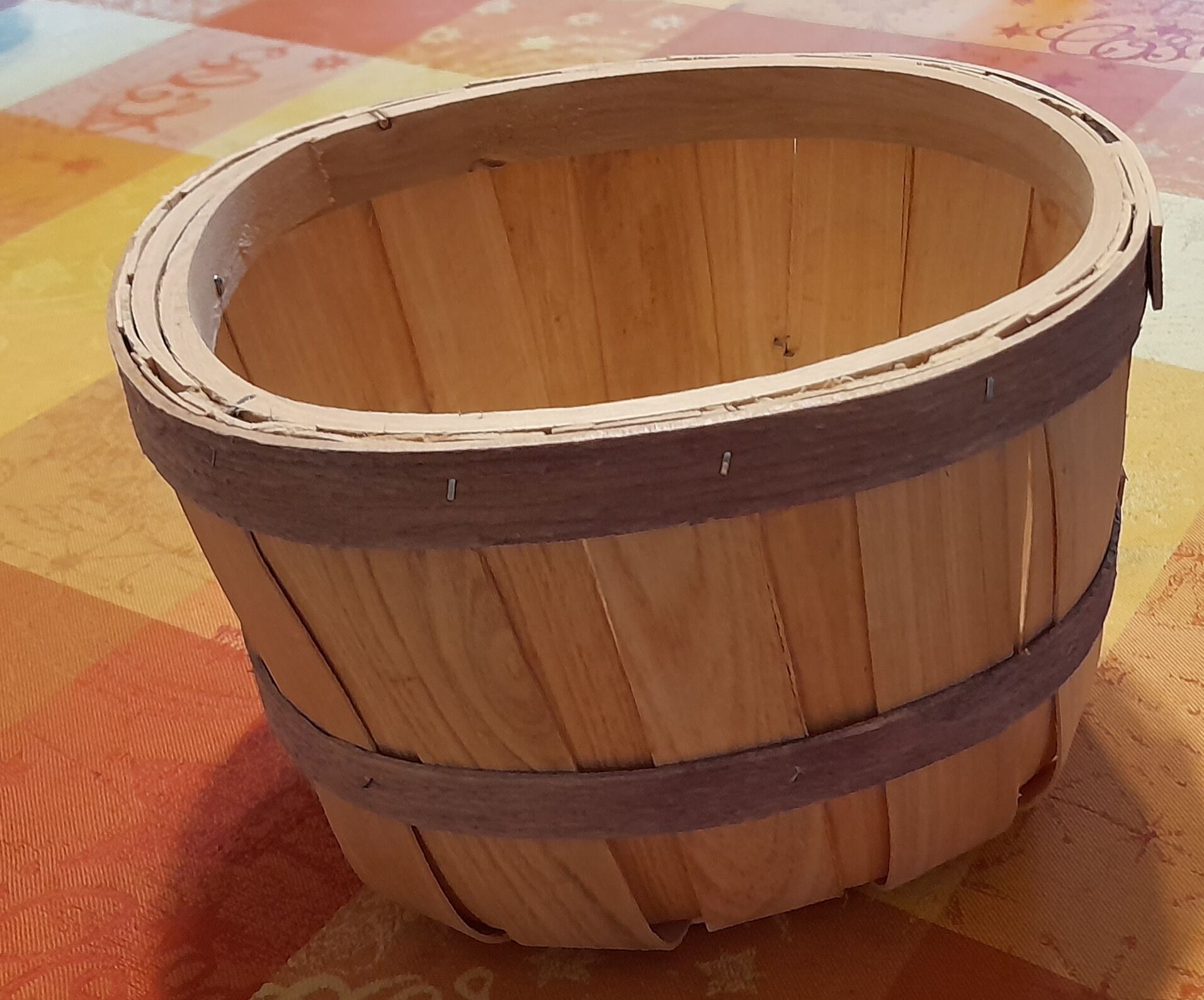 Storage basket