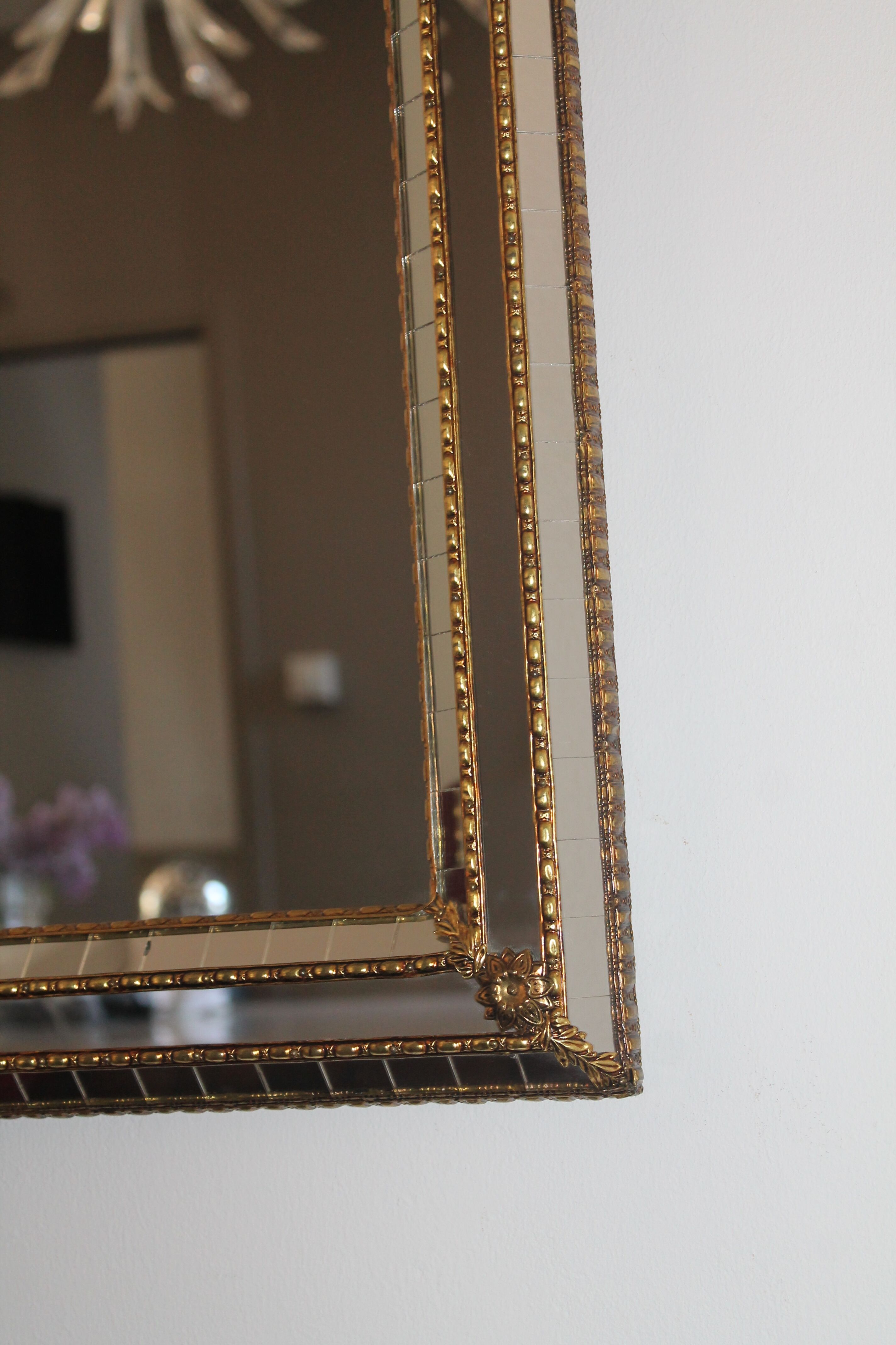 Large Venetian mirror with glazing beads and brass 110x60cm