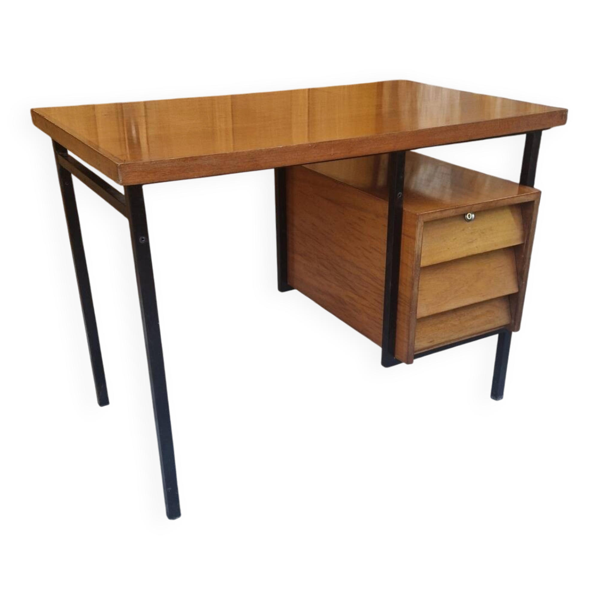 Bureau scandinave moderniste