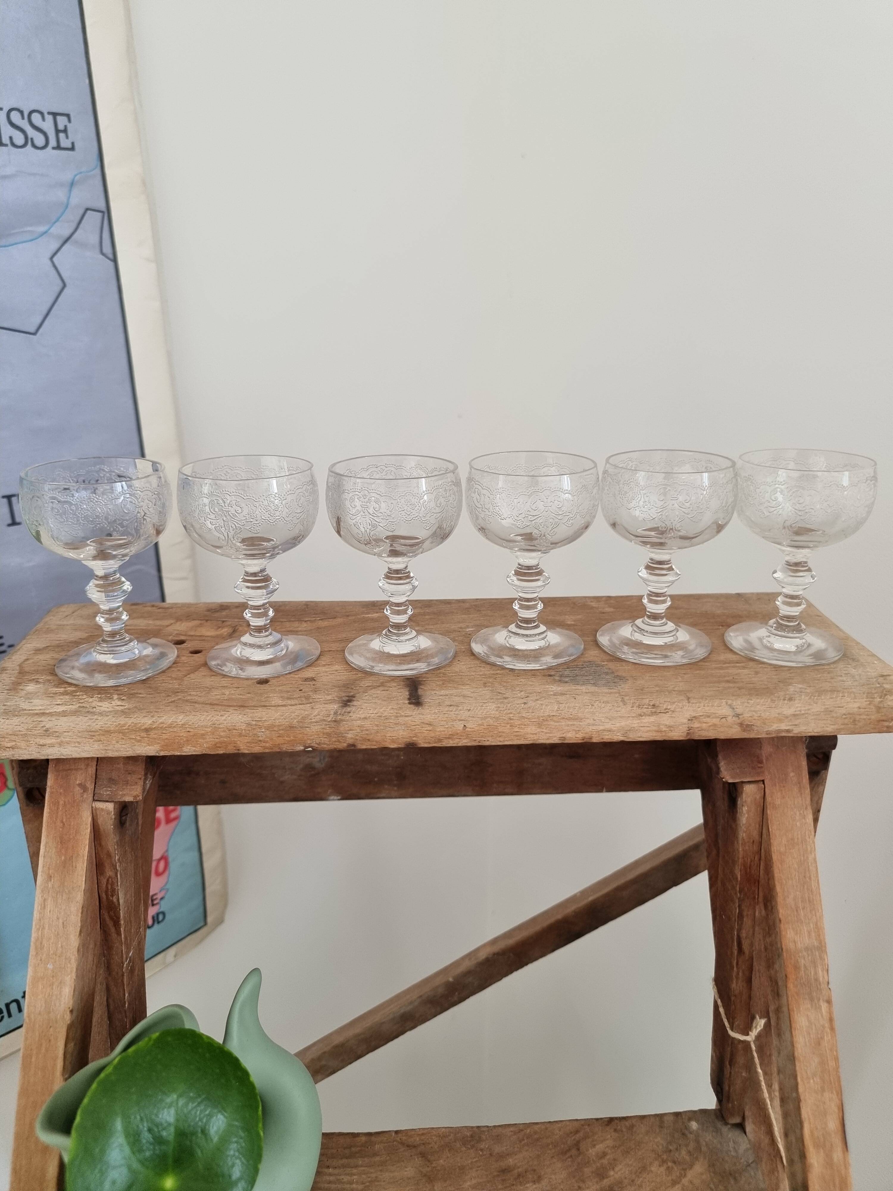 Set of 6 vintage etched shot glasses