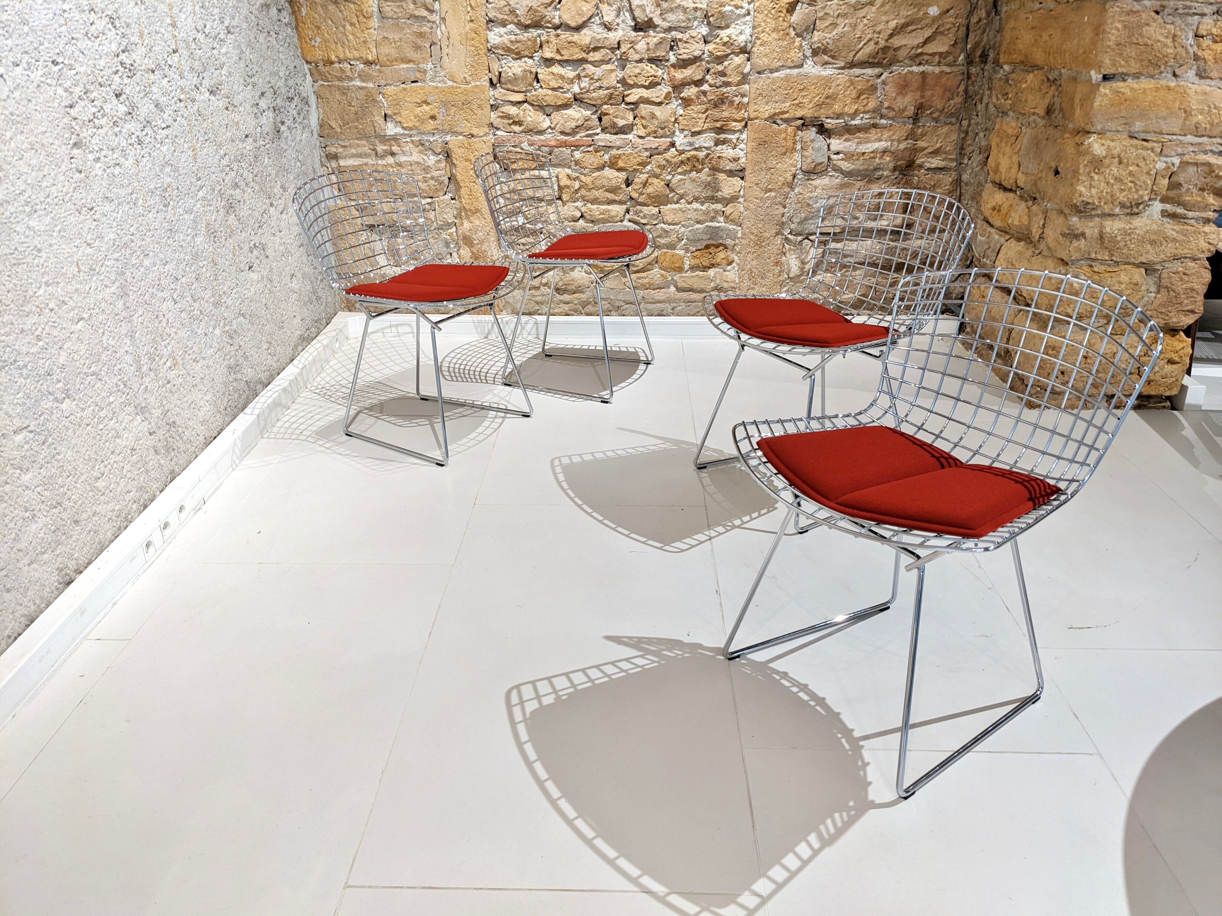 Set of 6 Bertoia chairs for Knoll