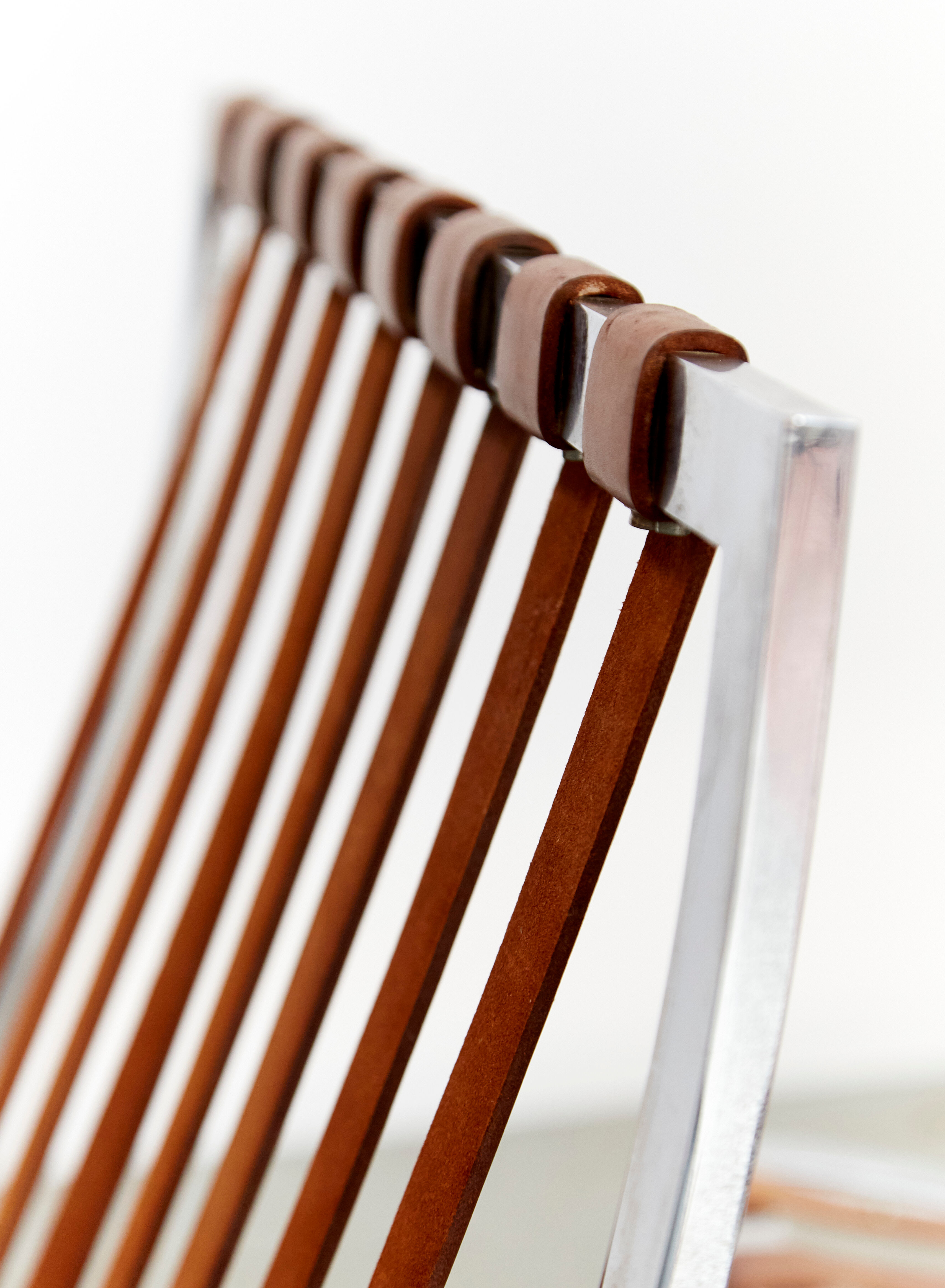 Chauffeuse de MR90 « Barcelona Chair » de Ludwig Mies van der Rohe