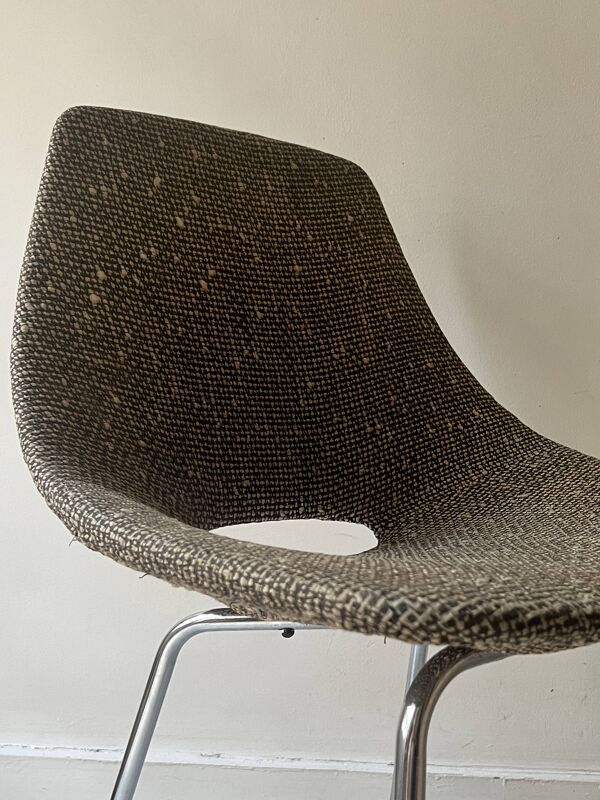 Chaise design tonneau mod. Amsterdam par Pierre Guariche pour steiner, 1950