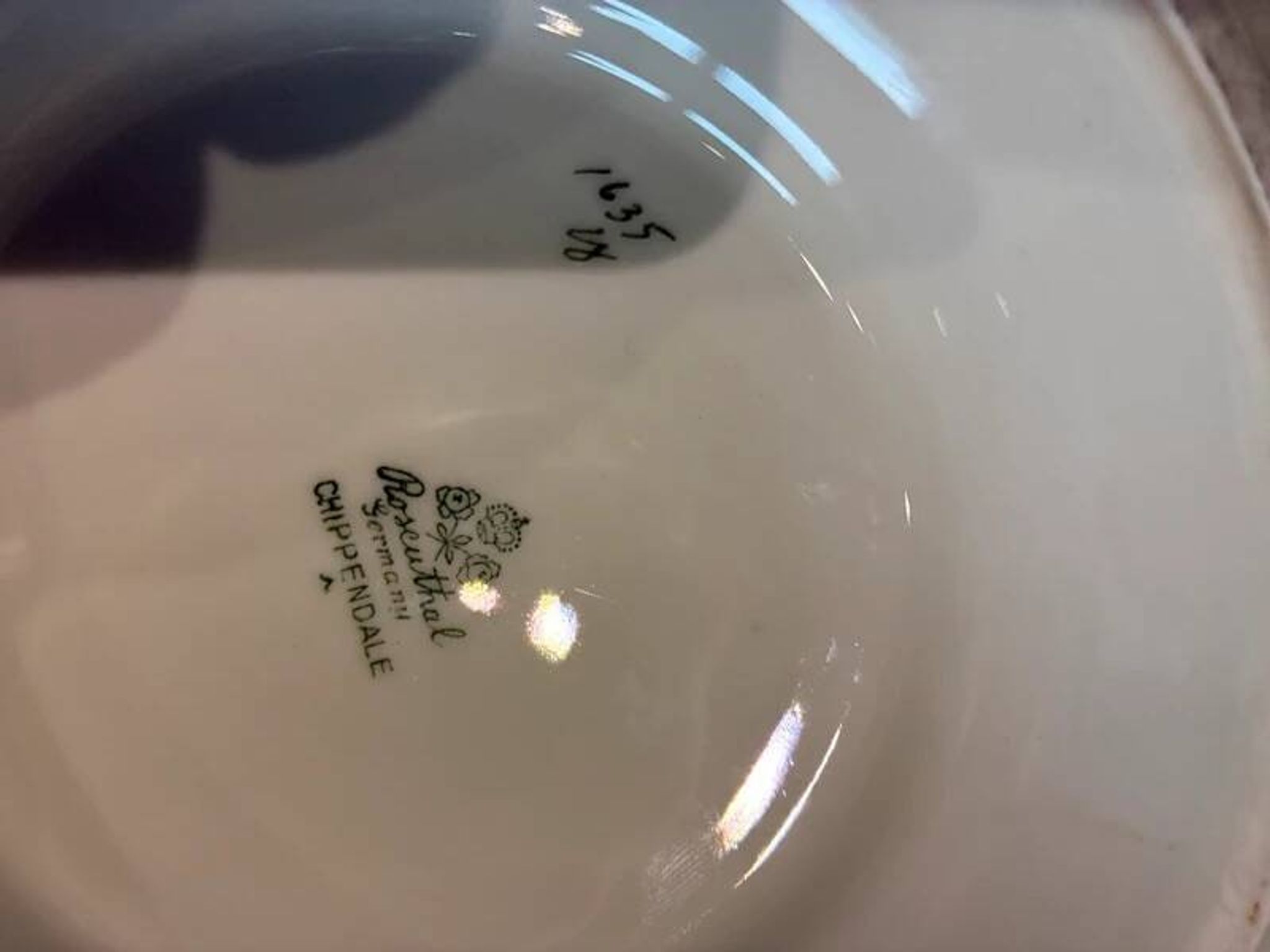 Plat Rosenthal Chippendale – Bleu cobalt et or (années 1930)