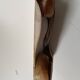 Panneau ancien en bois sculpté au décor de feuillage