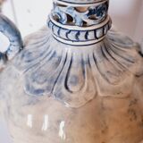 Large Spanish vase in Talavera style, hand-painted, adorned with a landscape.