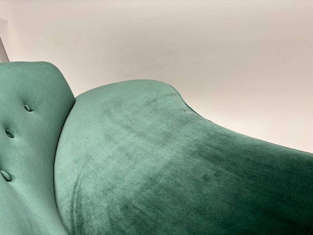 Mid-Century Curved Sofa in the style of Federico Munari, Italy, 1950s