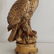 Statue d'aigle en plâtre vintage