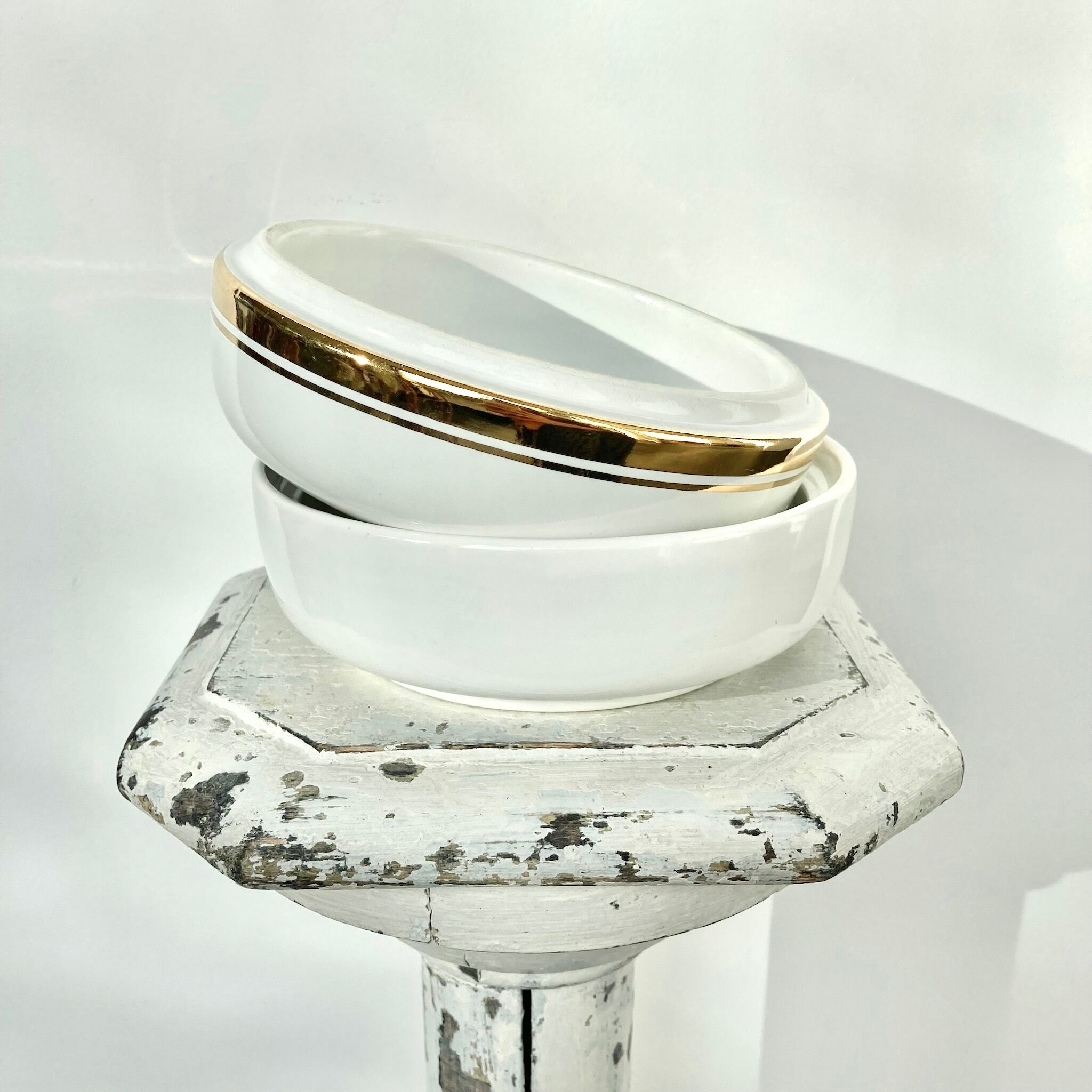 Italian design ceramic box