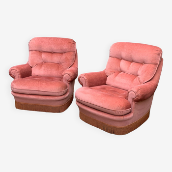 Paire de fauteuils crapaud velours capitonné rose 1970