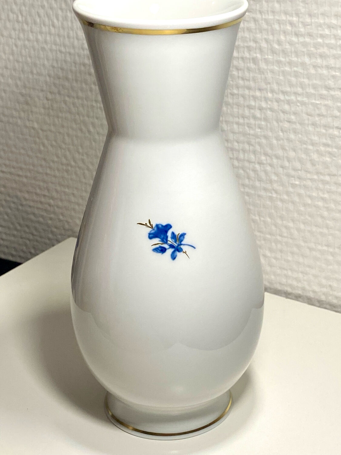 Meissan porcelain vase